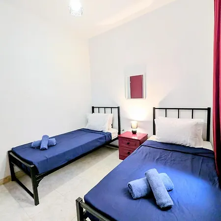 3br Perfect For Families - 2 Min From Seafront