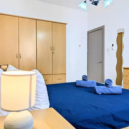 3br Perfect For Families - 2 Min From Seafront Appartamento *